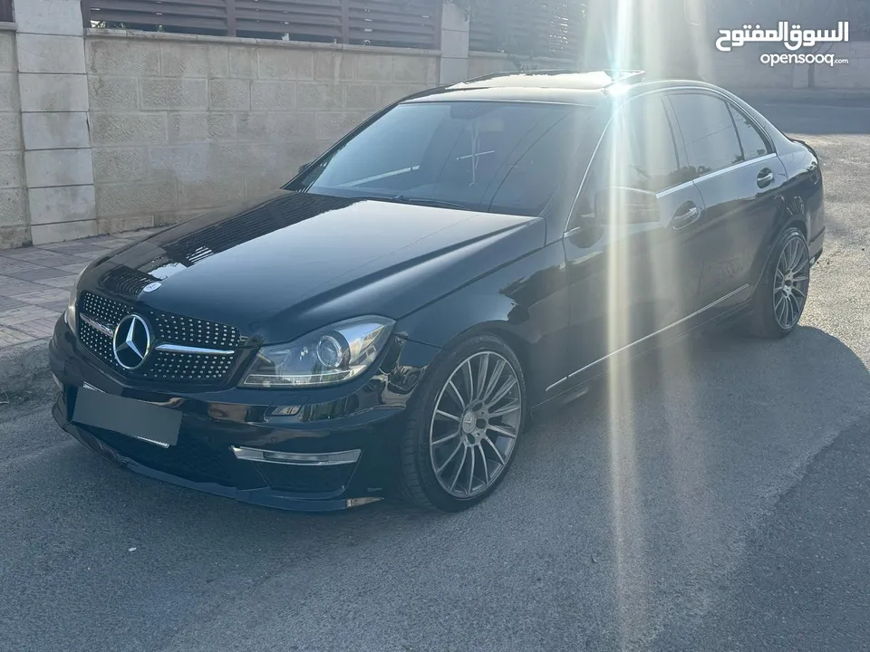مرسيدس c300 2013 للبيع او للبدل هوندا اكورد او انسابت او كيا او سوناتا