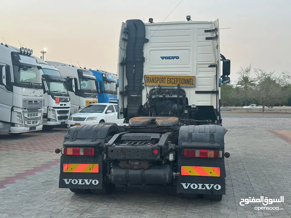 راس تريلة فولفو هلبر جير اتوماتيك 2014 ‏Volvo tractor 6x2unit automatic gear