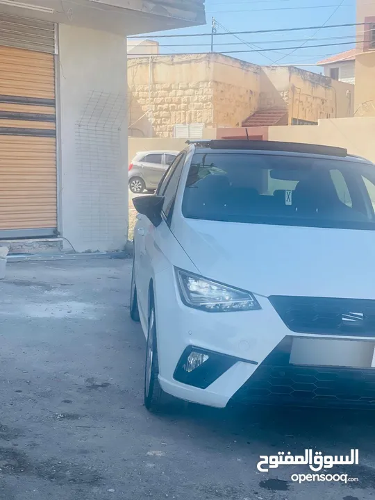 سيت إبيزا إف آر