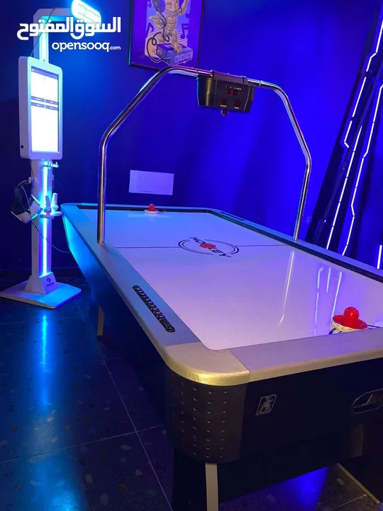 air hockey table