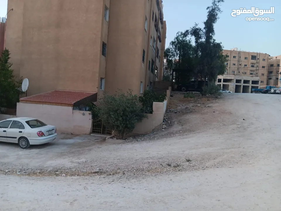 شقة بجبل طارق قرب دوار البقيع بسعر مغري
