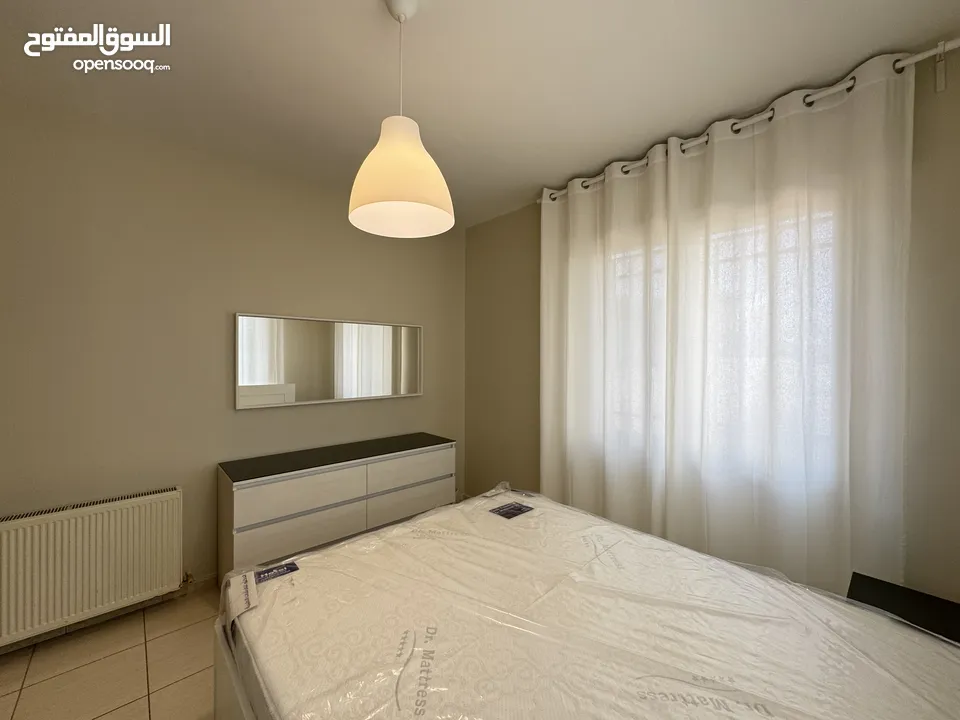 شقة 3 غرف نوم باطلالة رائعة في عبدون  ( Property 43136 )-175084200