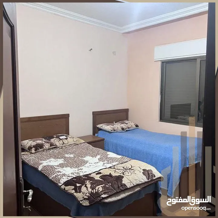 شقة طابق ثاني للبيع في ابو نصير قرب دوار الجامعة التطبيقية مساحة 130م