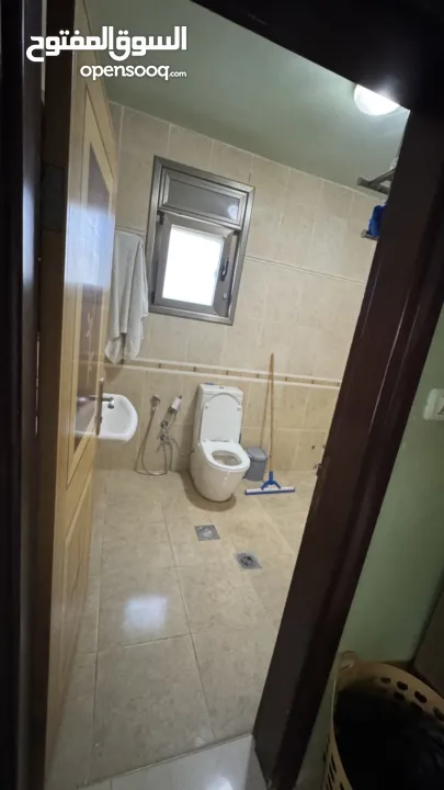 روف طابق كامل للبيع