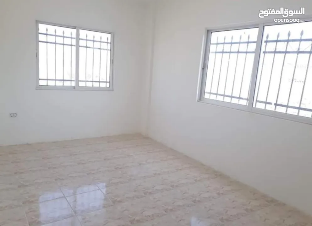 عماره 3 طوابق للبيع /ماركا الشماليه