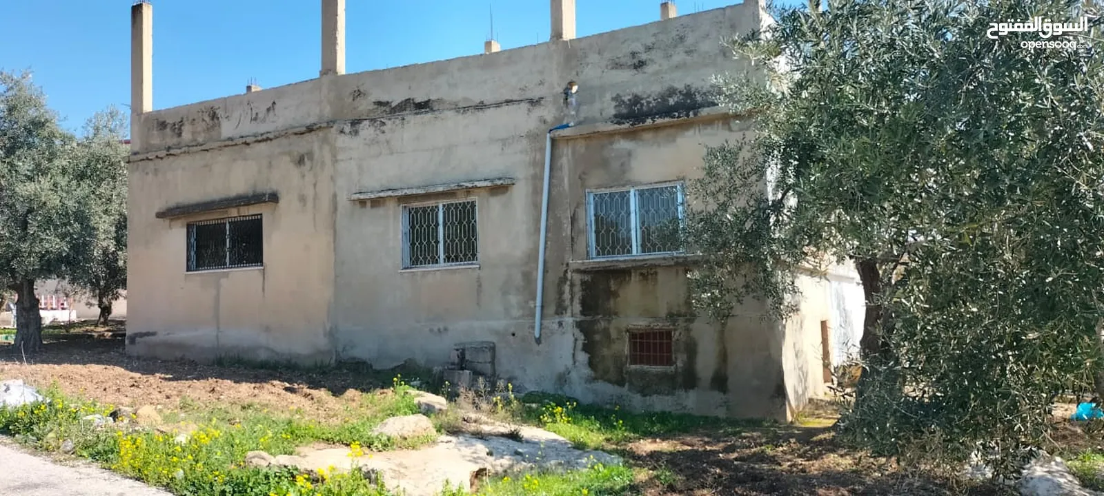 بيت مستقل للبيع في بلدة كفرعوان - لواء الكورة