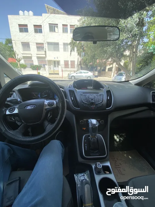 Ford C-max 2013 black  فورد سي ماكس 2013 لون اسود ملوكي  مالك اول مميزه ممشى جدا قليل