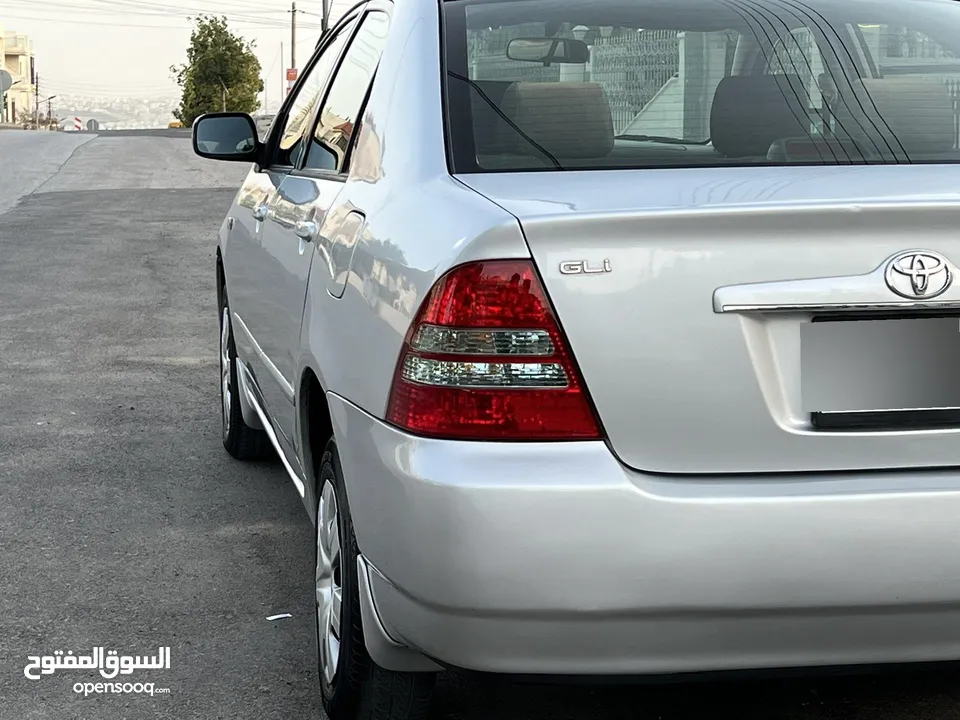 تويوتا كورولا بيكمون 2004  فحص كامل وارد الشركه لا تحتاج إلى اي صيانه للبيع