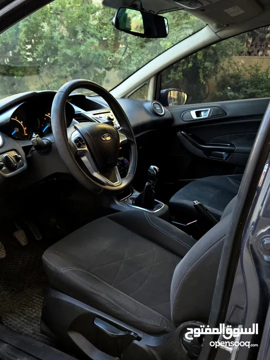 فورد فييستا 2013 بالرخصة مرخصة مأمنة منفوضة نفض كامل جديد وممتاز