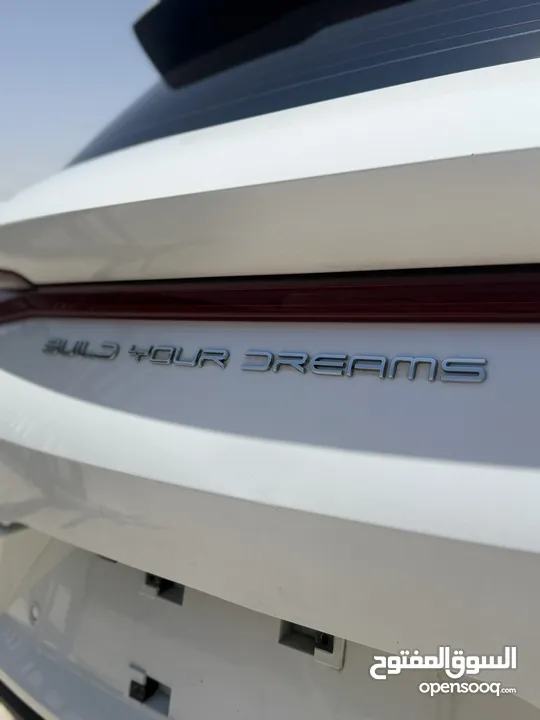 BYD E2 2022 ابيض