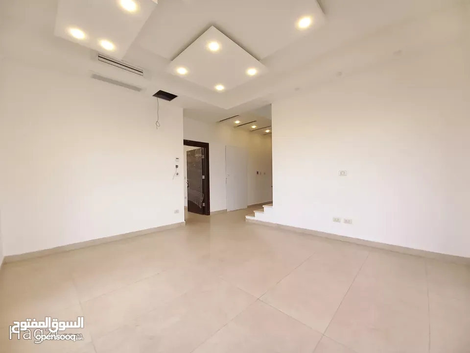 فيلا للإيجار في منطقة عبدون  ( Property 36558 ) سنوي فقط