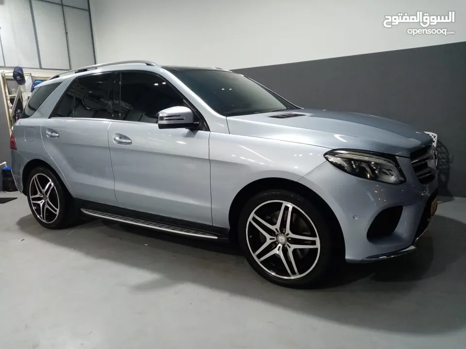 مرسيدس الدفع الرباعي GLE400 فورمتك توين توربو 330 حصان خليجي سيرفس وكالة بدون حوادث صبغ وكالة