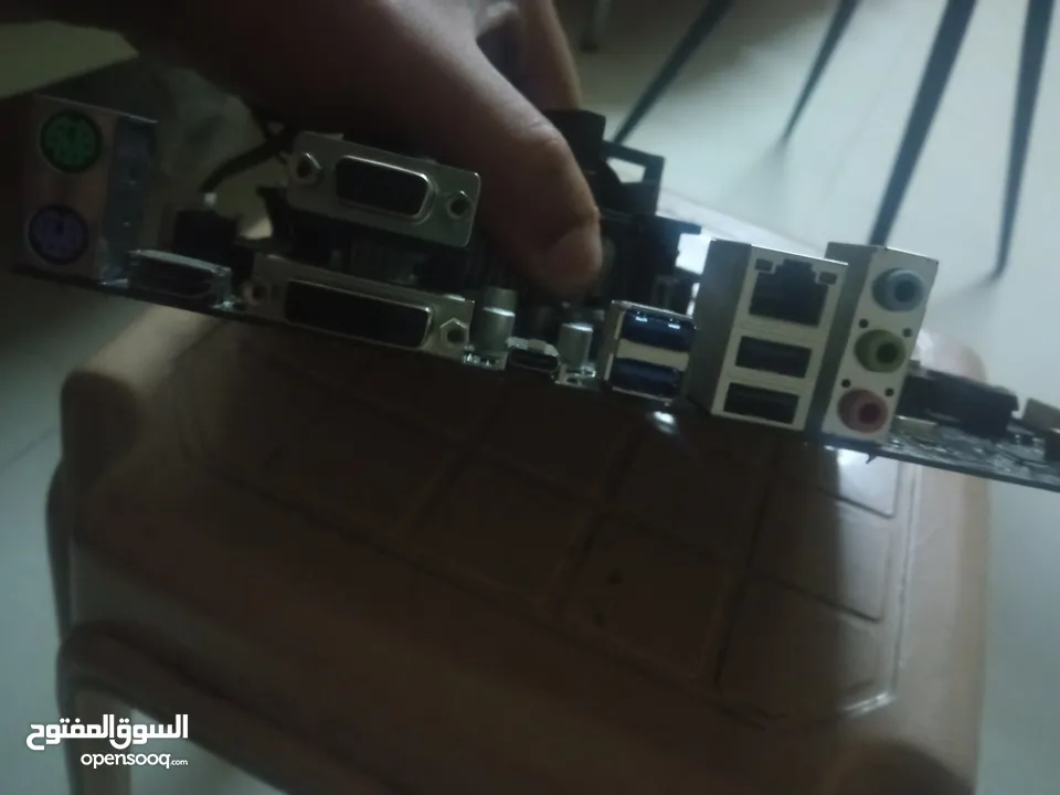Motherboard b150مع Cpu i7-6700