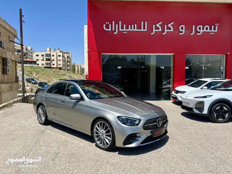 مرسيدس E350 AMG ذهبي 2022 اعلى مواصفات بحالة الزيرو مميزة جدا جمرك جديد