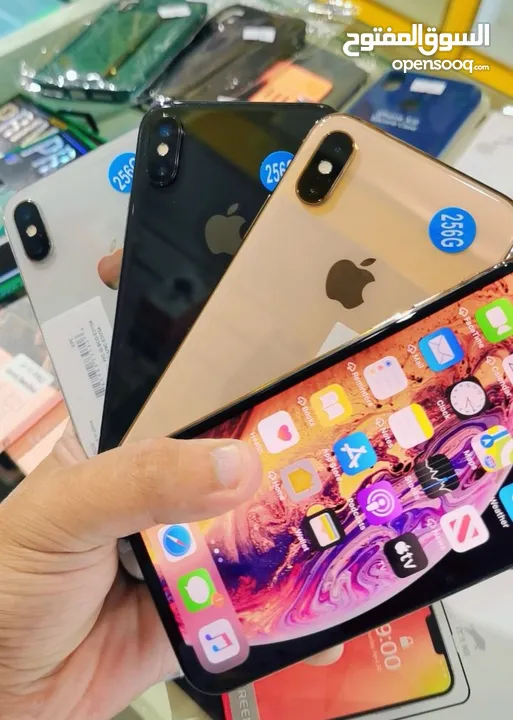 عرض خااص : iPhone xs 256gb هواتف نظيفة جدا و بأقل سعر لا يفوتك