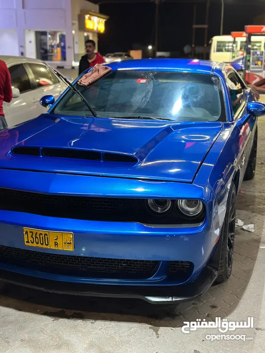 dodge challenger SRT hood/BONNET