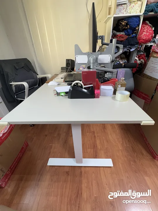 Ikea Manual Sit/Stand desk+under table drawers