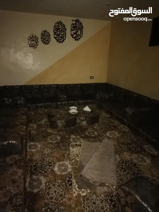 بيتين للبيع وبسعر مغري جدا جداامساحة الارظ دونم مساحة كل بيت تقريبا 150+ديوان خارجي +بستان +بير مياه