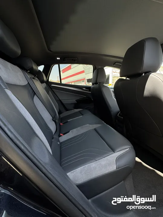 VOLKSWAGEN ID4 PRO