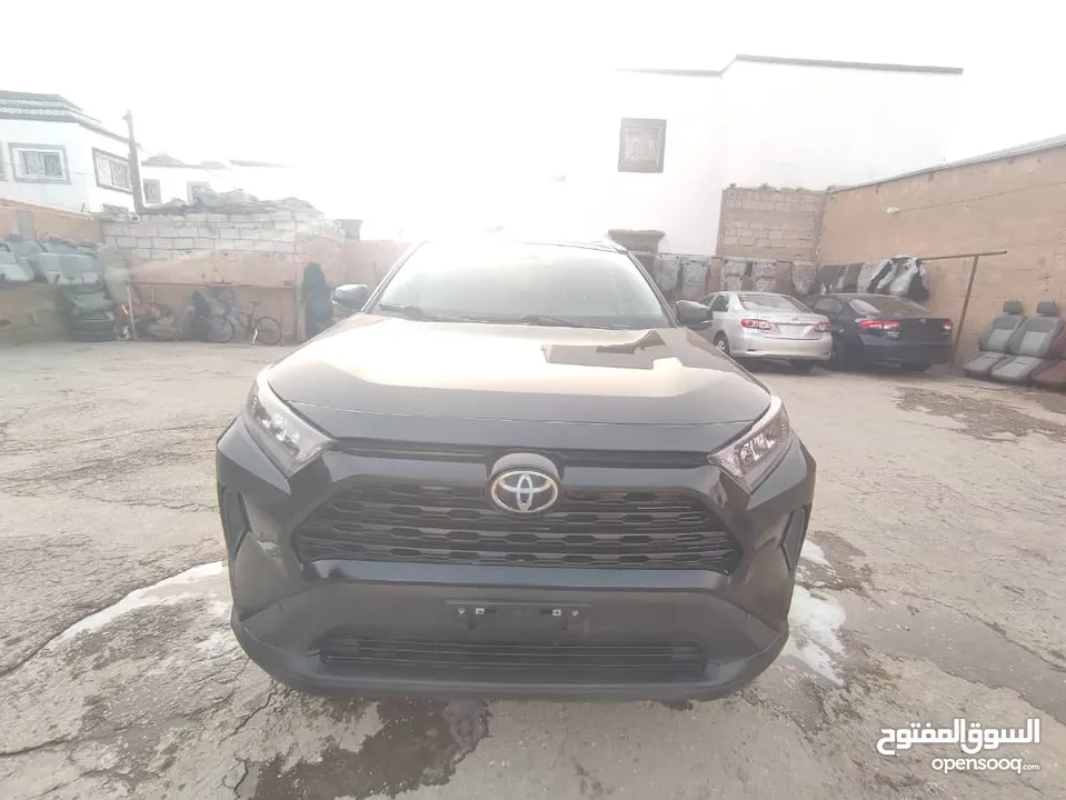 راف 4 2021 LE 4wd جات ذه اسبوع اتوماتيك ايصانص مافات ارقمت كاطعة 22000 الف كلم ا