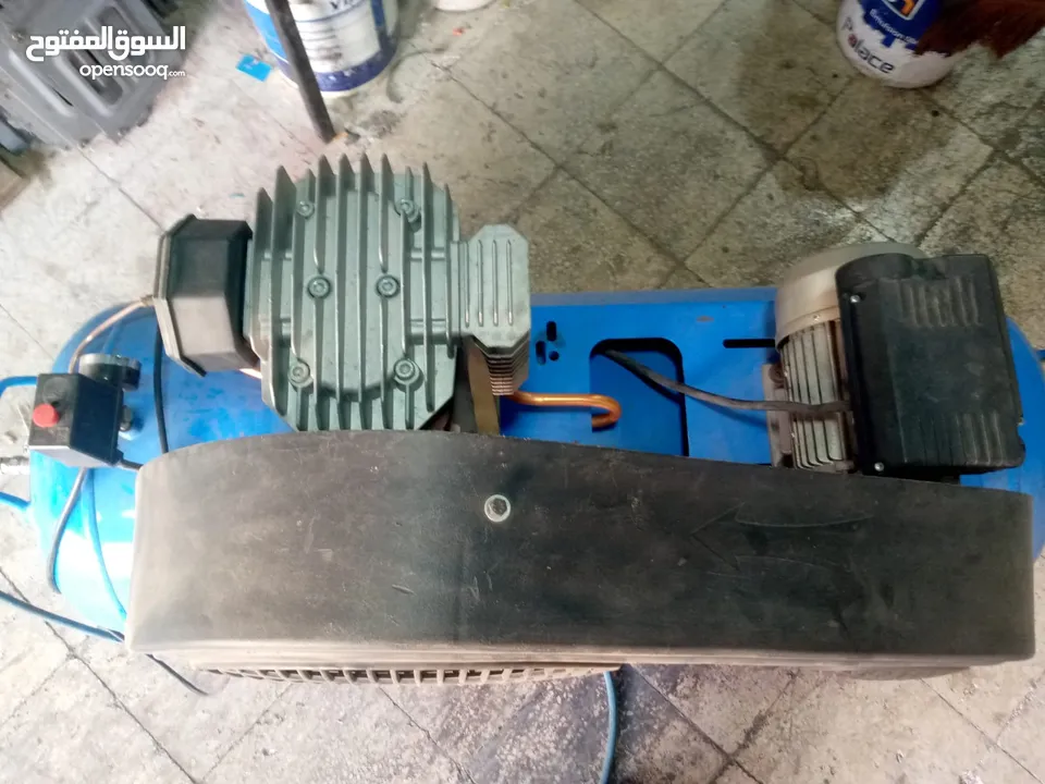 للبيع كمبييسر هواء جديد وكاله استعمال سنه صناعة التركي 250لتر