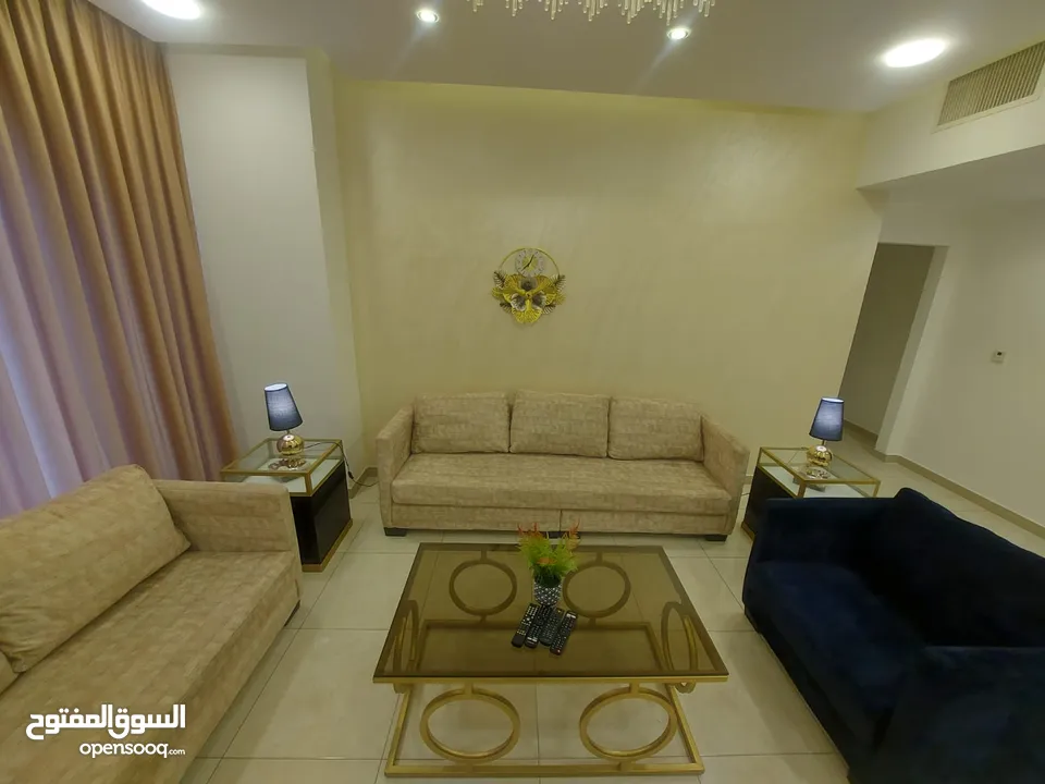 شقة مفروشة للايجار ثلاث غرف نوم في العبدلي برج داماك