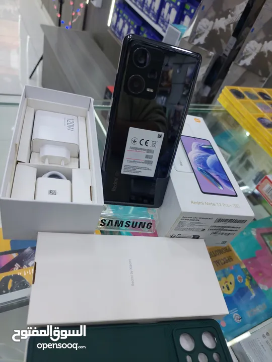 مستعمل ايام شاومي Not 11 pro plas 5G رام 16 جيجا 256 أغراضة والكرتونه الأصلية مكفول شاحن 120 واط