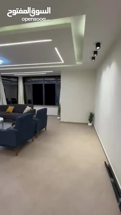 شقه فاخره للبيع في رام الله التحتا / بطن الهوى من المالك مباشره