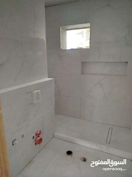 تبليط جميع انواع البلاط