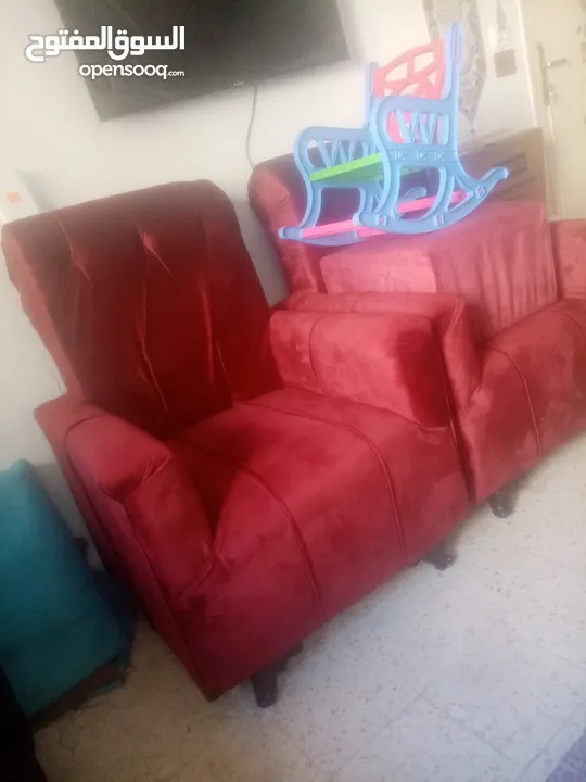 طقم كنب بحال الوكاله سبع مقاعد للبيع بسعر مناسب