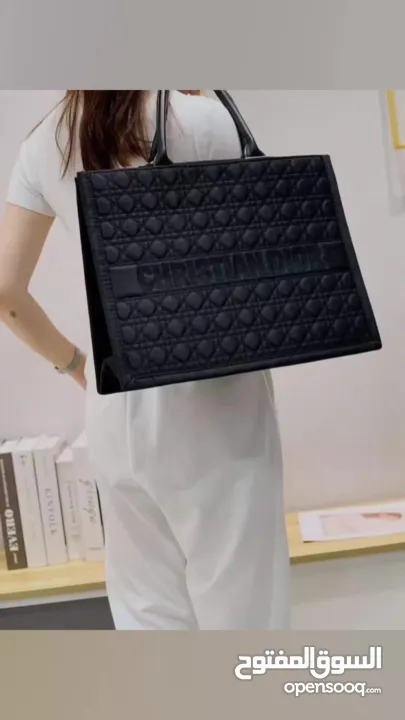 شنط نسائية فخامة و اناقة شنطة كريستيان ديور - حجم كبير  ماستر كوبي  فل تختيم