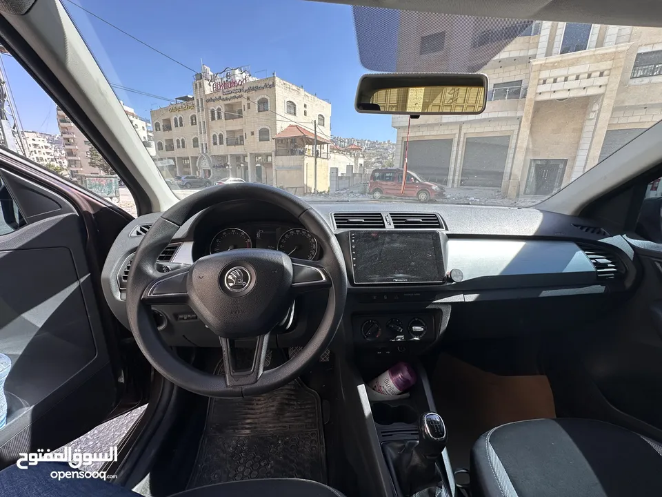 فابيا 2017 جير عادي ماطور 1200 سيارة ولا غرام بوية الله يبارك لصاحب النصيب