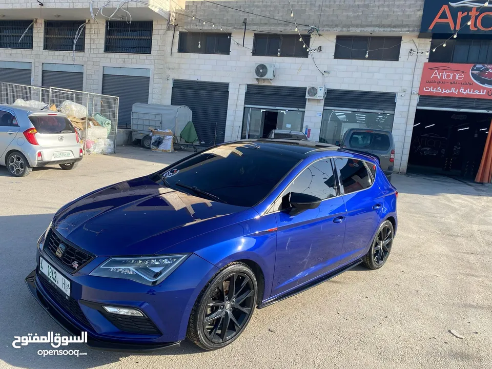 سيات ليون أف أر 2018 مطور 1800