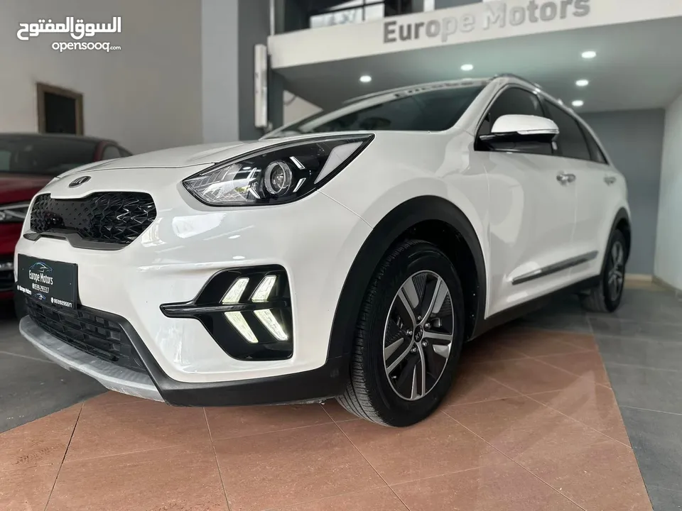 كيا نيرو هايبرد فل اضافات بالسعر المميز( ترخيص و تامين هدية)