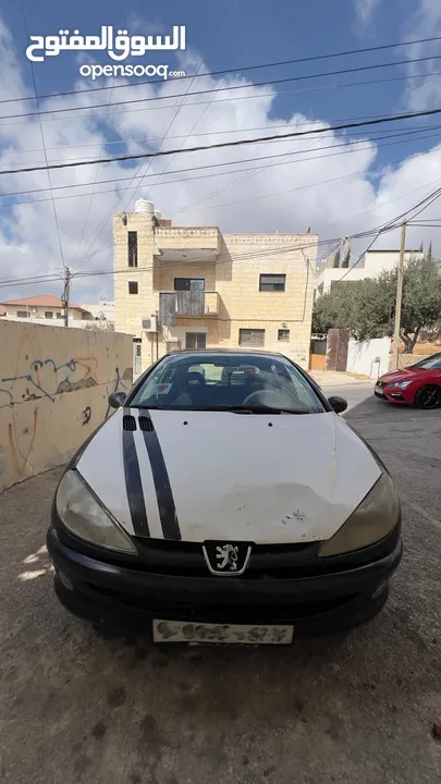 سيارة عملية اقتصادية وبسعر مغري لا تفوت الفرصة بيجو 206 مرخصة ومؤمنة حتى شهر 11 جاهزة للسير