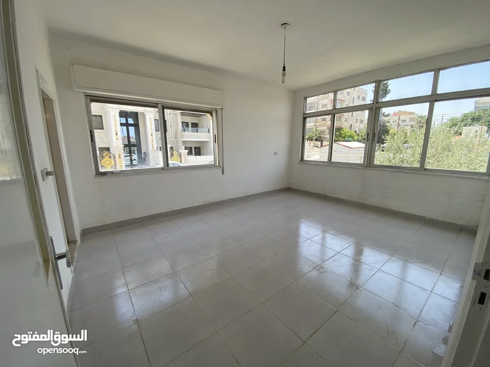 شقة للإيجار الشميساني من المالك