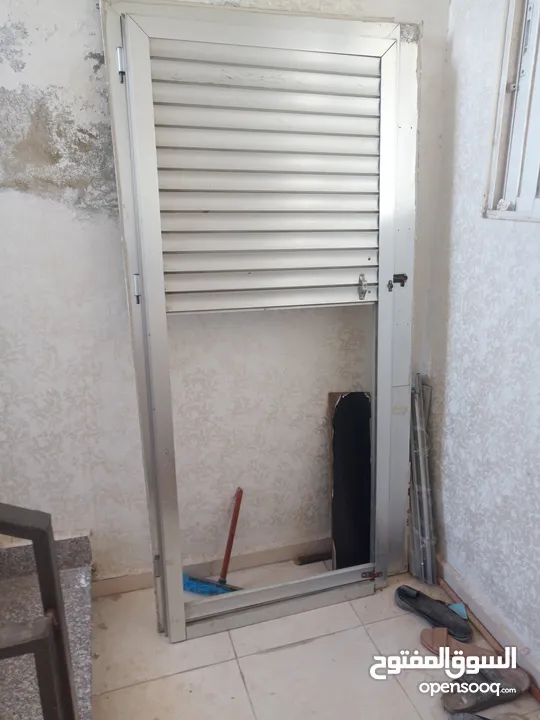 باب الالمنيوم