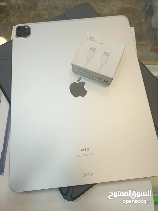 ipad pro 12.9 inch بحالة الوكااله