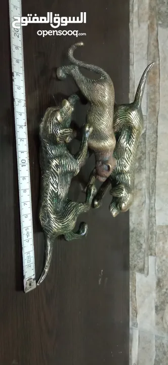 مجسمات حيوانات نحاس