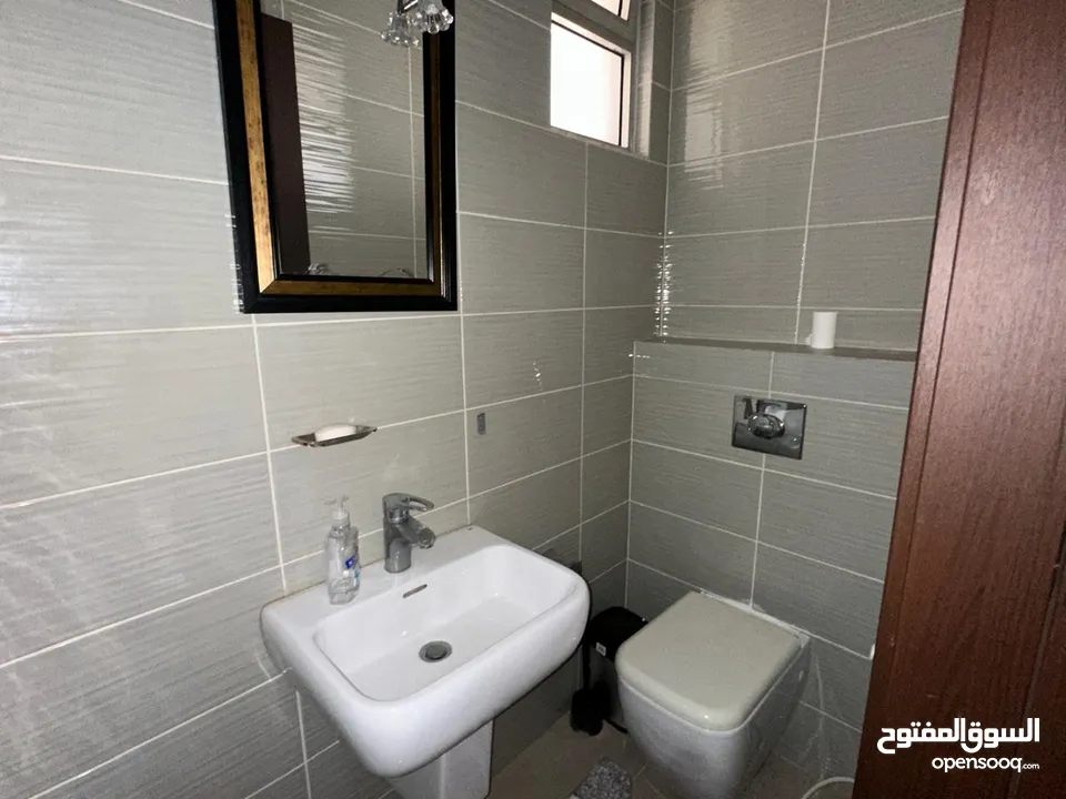 شقة مفروشة للايجار في ضاحية الأمير راشد  ( Property 38398 )-174903462