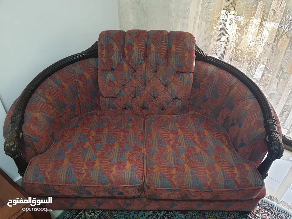 كنبة مزدوجة فخمة بحالة الجديده