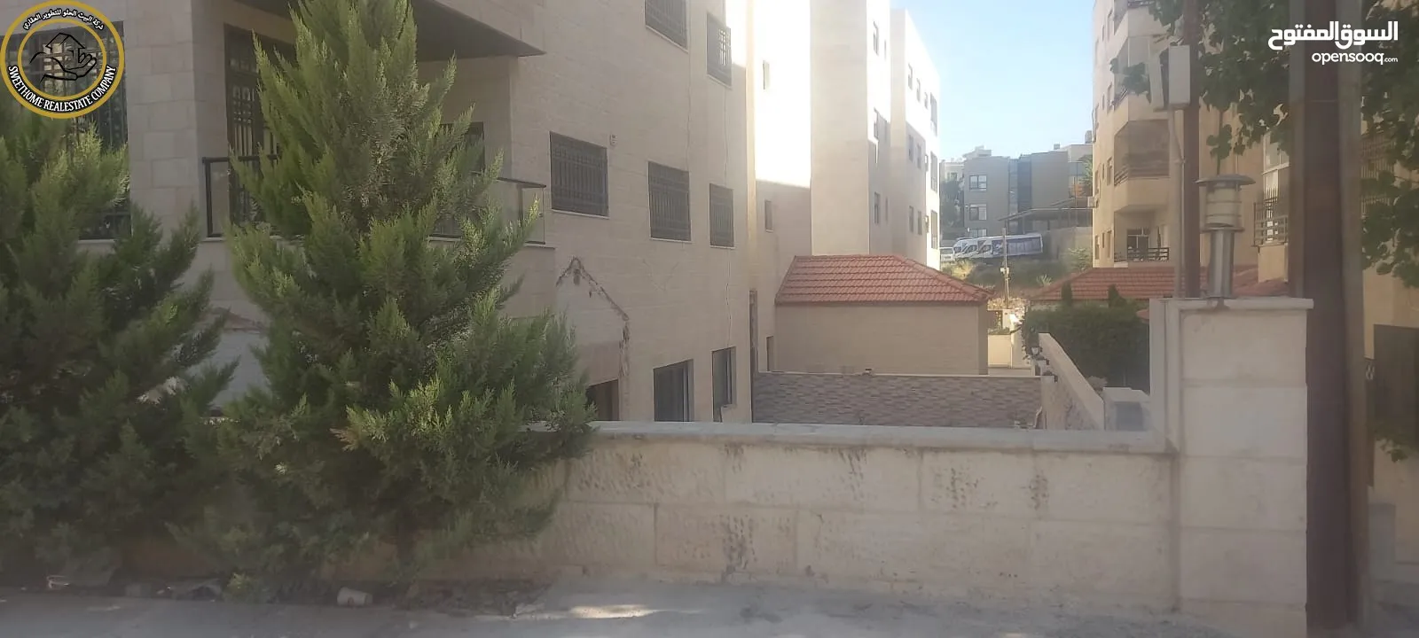 شقة فاخرة للبيع في الدوار السابع قرب كوزمو 130م مع ترسات 125م تشطيب سوبر ديلوكس