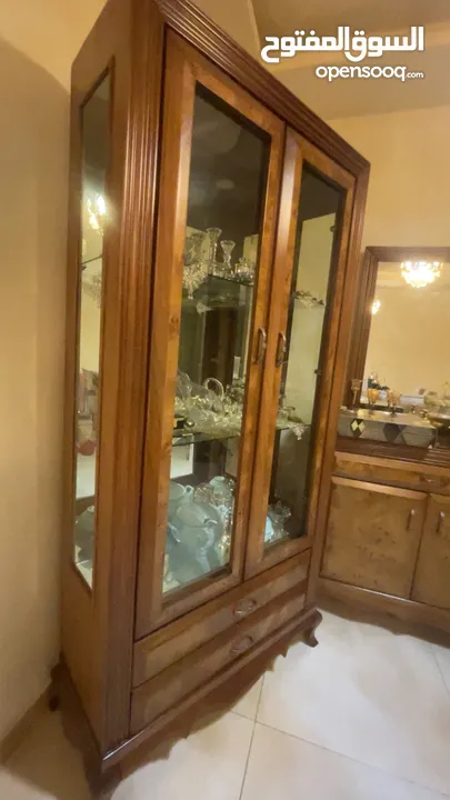 عفش منزل كامل للبيع بسبب السفر !