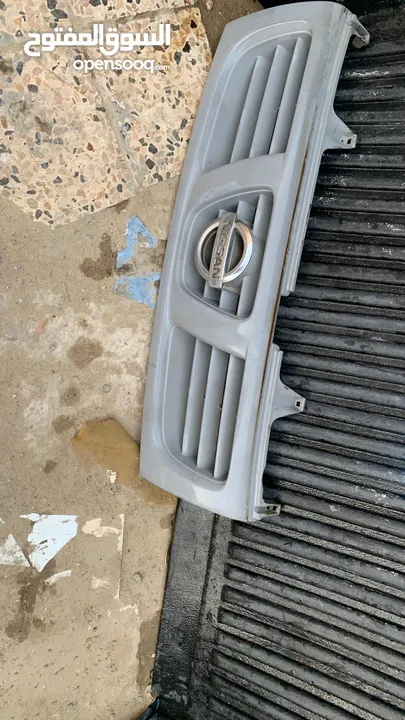 قطع غيار بيك اب ددسن ونيسان باثفندر