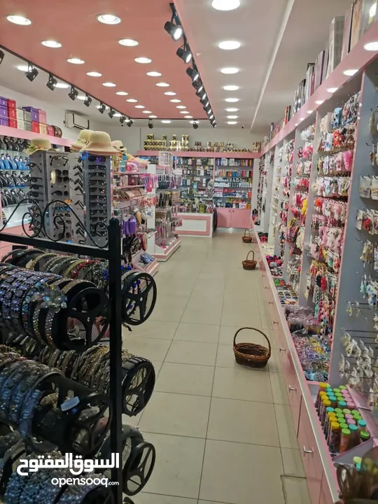محل للبيع بالديكور في بن عاشور