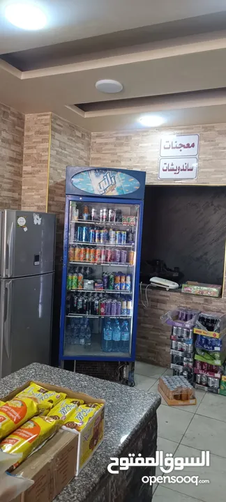 كافتيريا للبيع على شارع رئيسي موقع مميز بسعر مناسب لعدم التفرغ