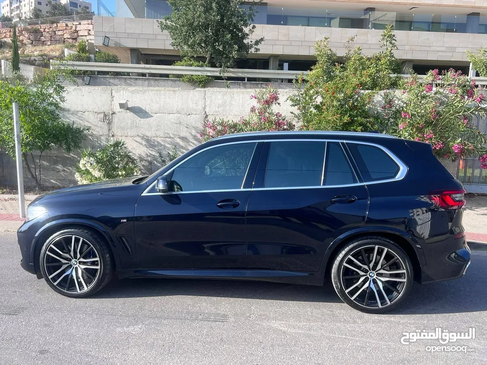 BMW X5_2021