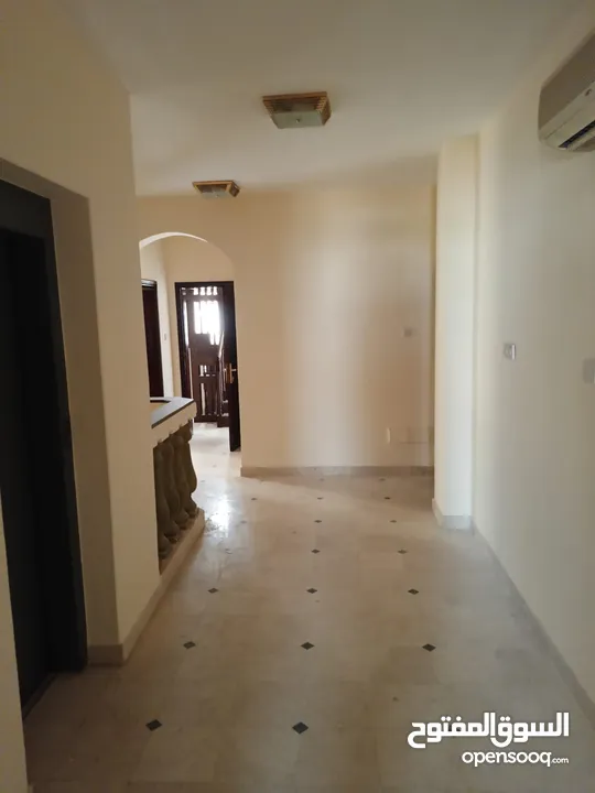 6 Bedrooms Villa for Rent in Bosher REF:1012AR