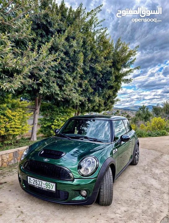 Mini cooper s 2009 1.6 turbo 205 P.H stock بانواما  تدفئة كراسي  جنط عريض ...... للبيع