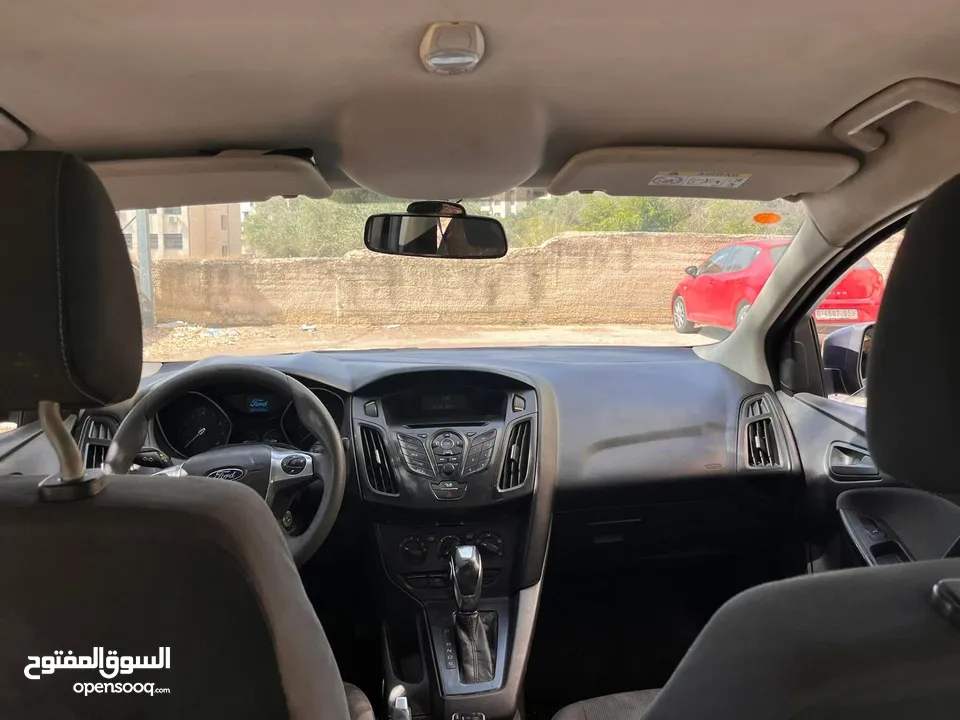 سيارة فورد فوكس موديل 2014 للبيع